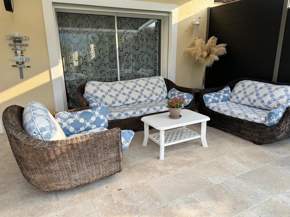 Petite Maisonette Adossee Mais Independante Avec Piscine Βίλα Peymeinade Εξωτερικό φωτογραφία