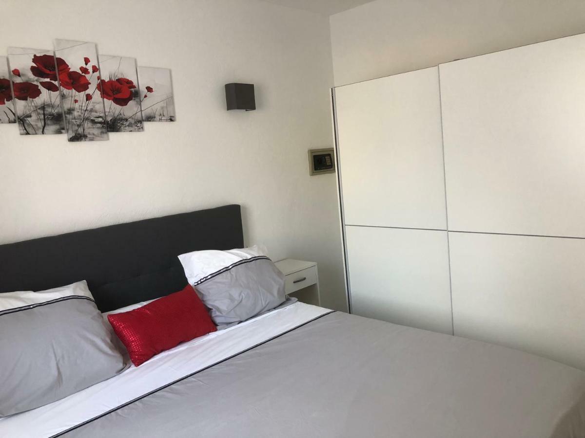 Petite Maisonette Adossee Mais Independante Avec Piscine Βίλα Peymeinade Εξωτερικό φωτογραφία
